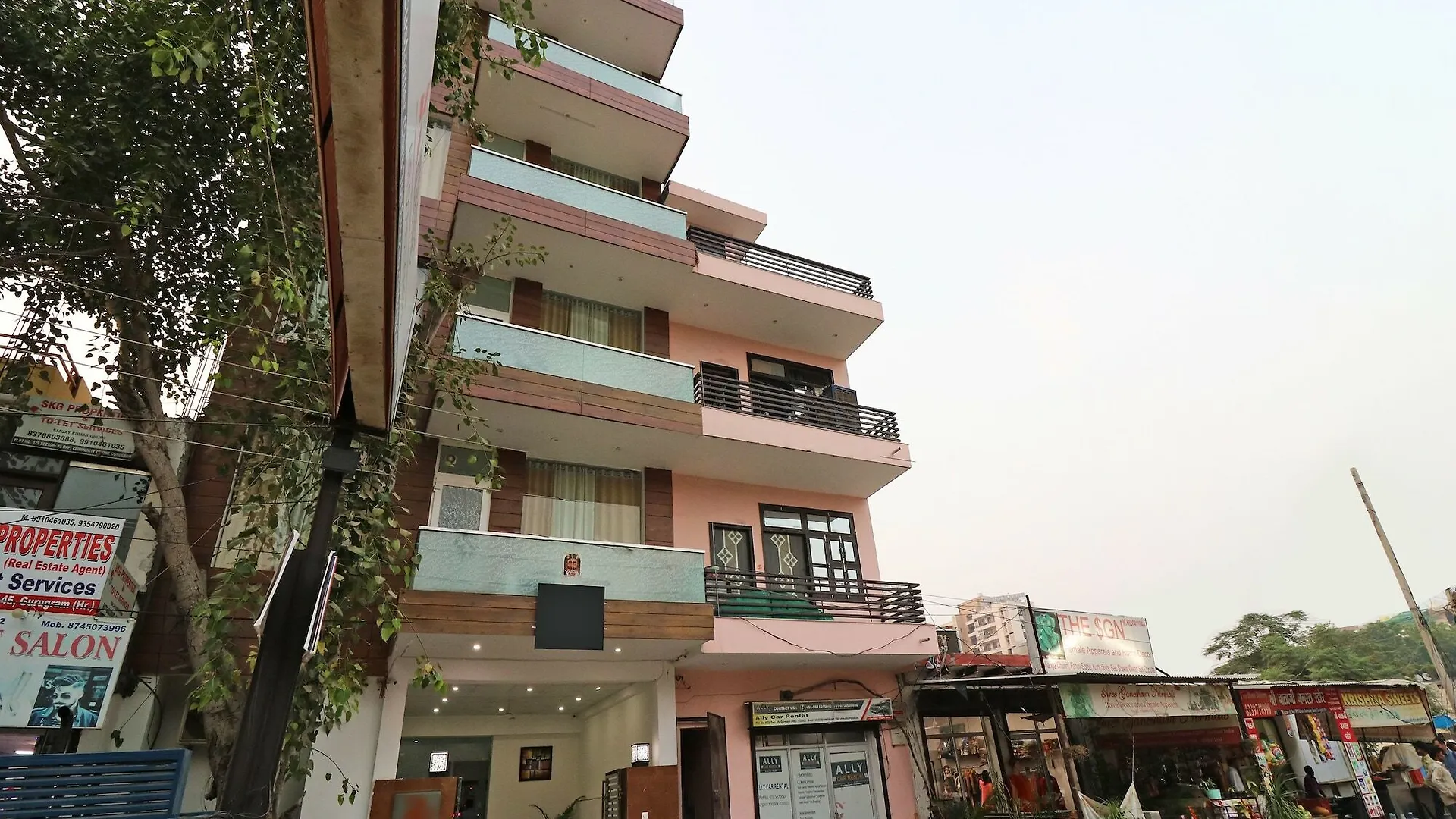 Hotel Oyo 22584 Rv Homes Gurgaon